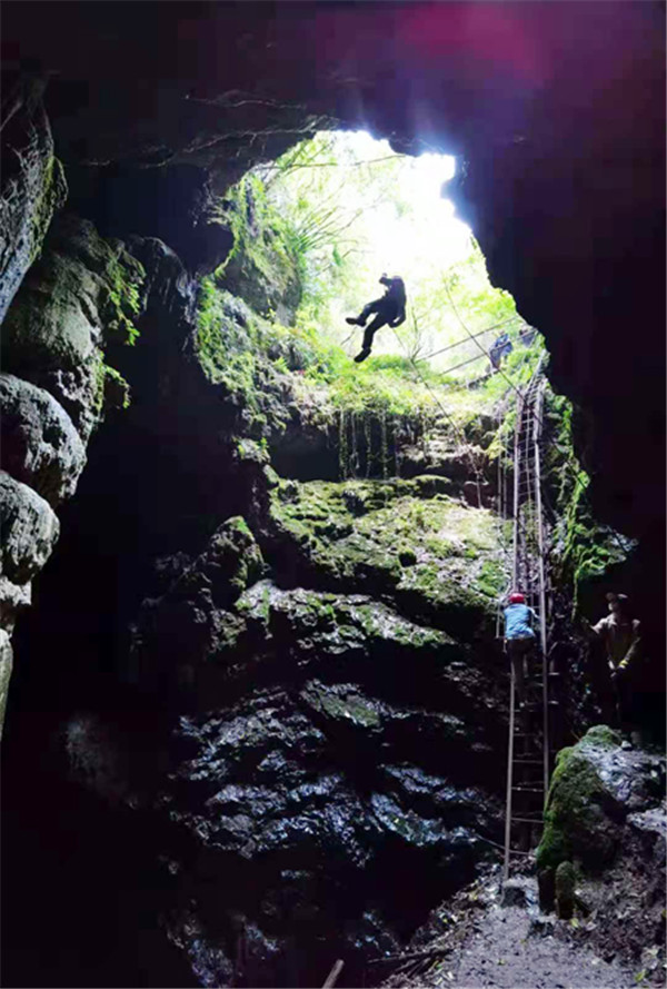 2021晶飛“百丈營地+紀龍山”團建活動(圖8)